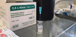 В Прикамье началась массовая вакцинация медработников от COVID-19
