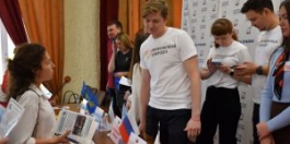 «Развивайся с профсоюзом!»: в Перми прошла ярмарка молодежных проектов